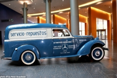 1954 Mercedes-Benz 170 SD Fangio Service side