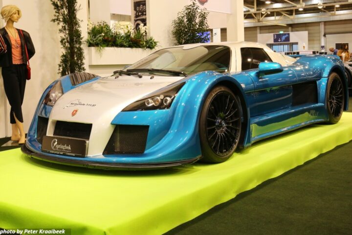 2009-Gumpert-Apollo-Speed-at-essen-motor-show-photo-by-peter-kraaibeek