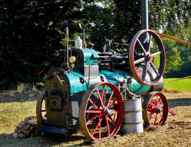 Classic Tractors & Farm Machinery - A Century of Iron, Steam and Diesel 6 1921 Lanz Lokomobil Dampfmaschine Steam Engine - photo by Peter Kraaibeek