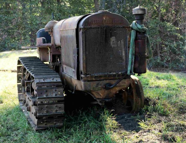 Classic Tractors & Farm Machinery - A Century of Iron, Steam and Diesel 11 1931 Mc Cormick Deering T20 Historic Crawler front view - photo by Peter Kraaibeek