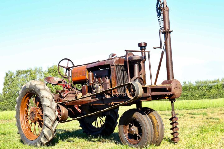 Classic Tractors & Farm Machinery - A Century of Iron, Steam and Diesel 12 1932 McCormick Deering Farmall F-20 Classic Tractor with Piper Speedigger attached - photo by Peter Kraaibeek