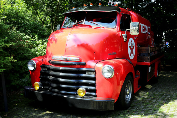 1951 Chevrolet COE Vintage Tanker - photo by Peter Kraaibeek