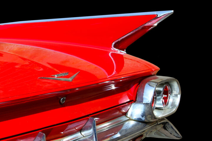 American Tailfins & Taillights 25 1961 Cadillac Coupe de Ville tailfin