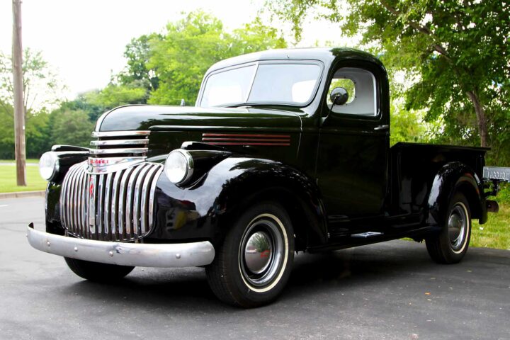 Classic American Trucks Pickups 1929-1959 3 1941 Chevrolet AK Series pickup Art Deco chrome grille - photo by Peter Kraaibeek